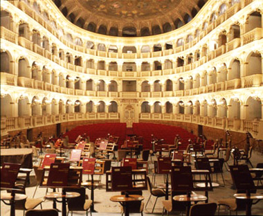 Bologna, Teatro Comunale